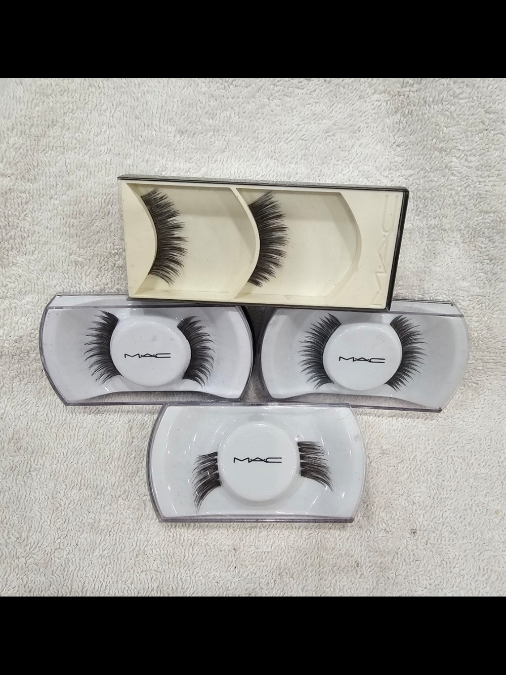 MAC False Eyelashes X 4 Bundle